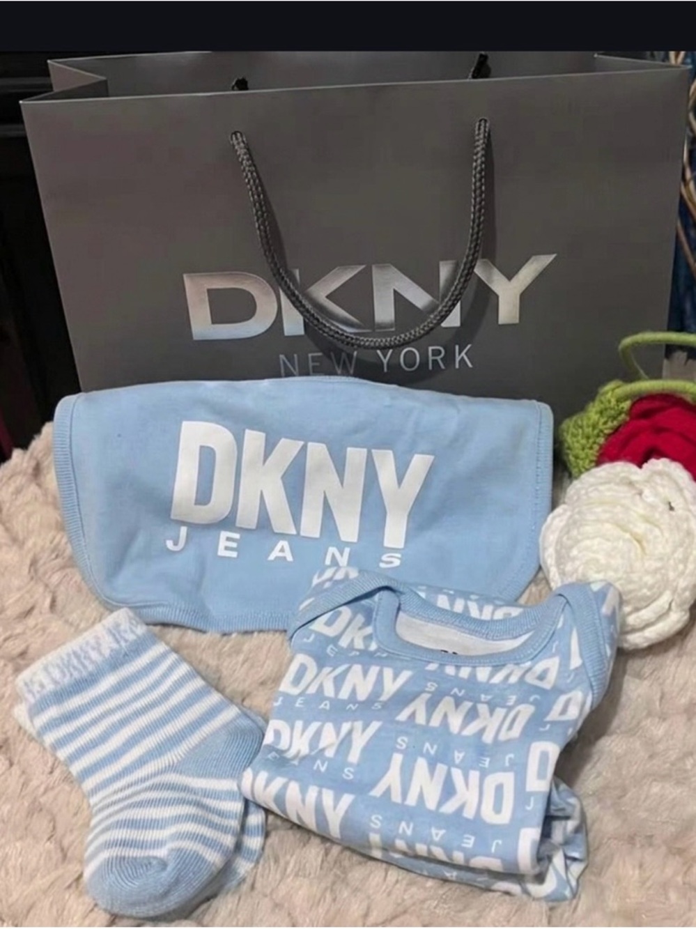 nwt DKNY Bib, Bodysuit & Stripe Socks Set